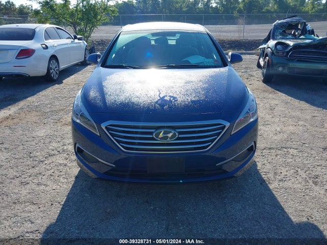 Hyundai SONATA SE 2016 5NPE24AF3GH293772 Image 12