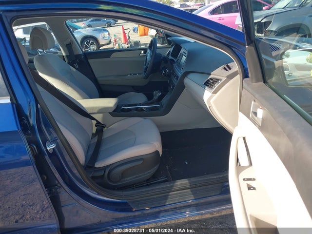 Hyundai SONATA SE 2016 5NPE24AF3GH293772 Image 5