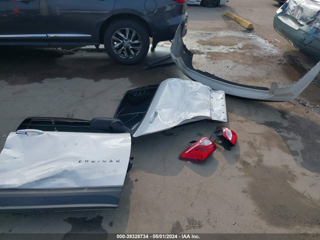 Chevrolet EQUINOX LS 2018 3GNAXHEV5JL389975 Image 12
