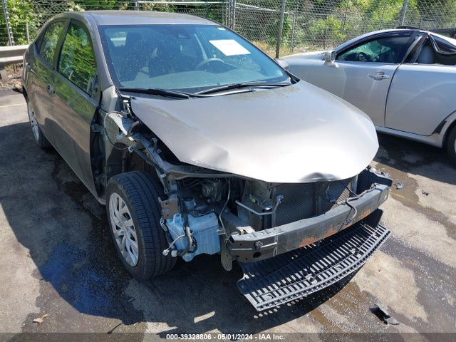 Toyota COROLLA LE 2018 5YFBURHE2JP743543 Image 6
