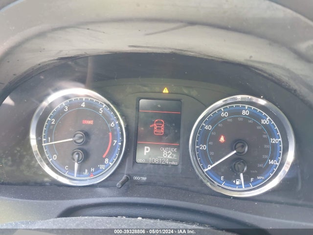 Toyota COROLLA LE 2018 5YFBURHE2JP743543 Image 7