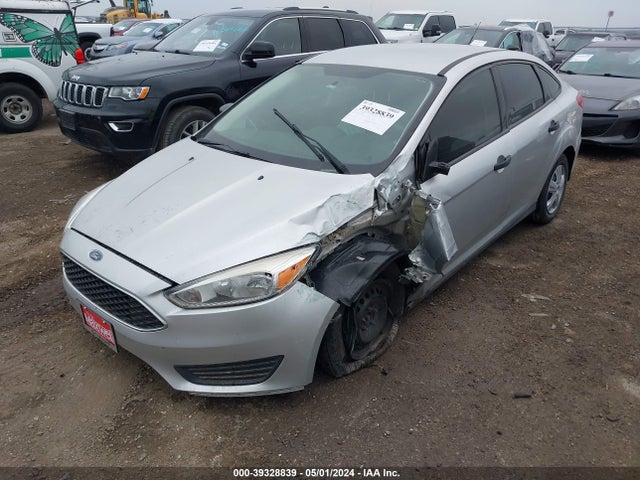 Ford FOCUS S 2017 1FADP3E26HL342299 Image 2