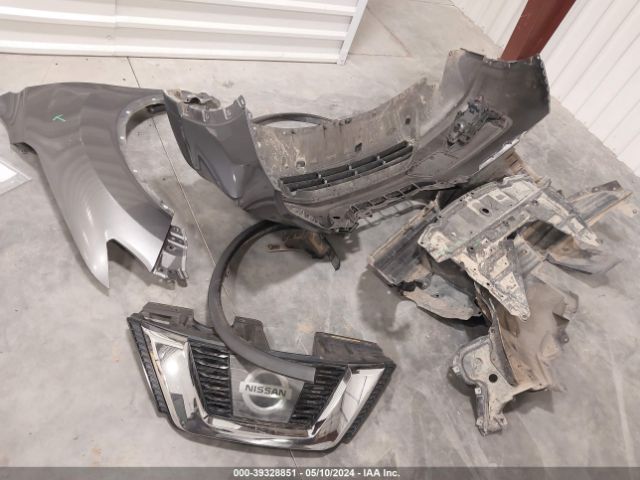 5N1AT2MV0HC878062 Nissan Rogue Sl