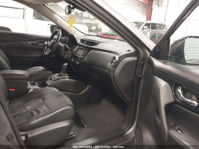 5N1AT2MV0HC878062 Nissan Rogue Sl