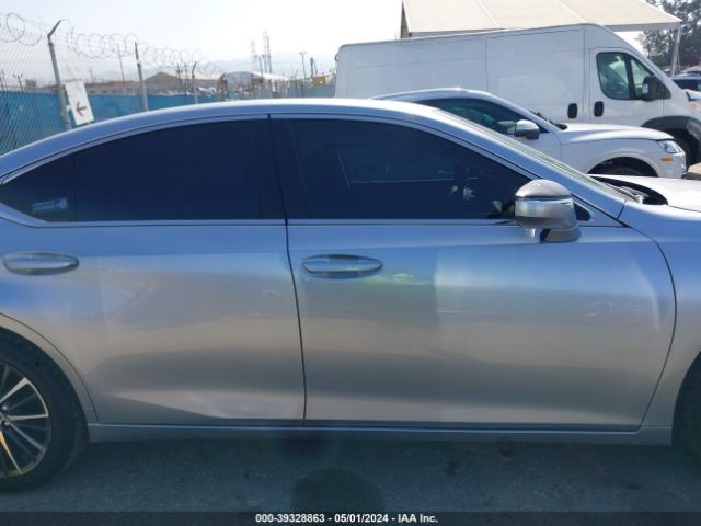 58ADA1C10RU041893 Lexus ES 300H