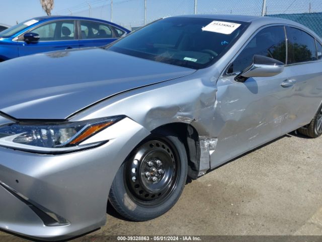 58ADA1C10RU041893 Lexus ES 300H