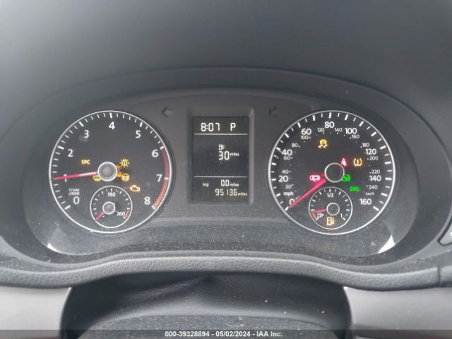 1VWAT7A35FC100791 Volkswagen Passat 1.8t Limited Edition