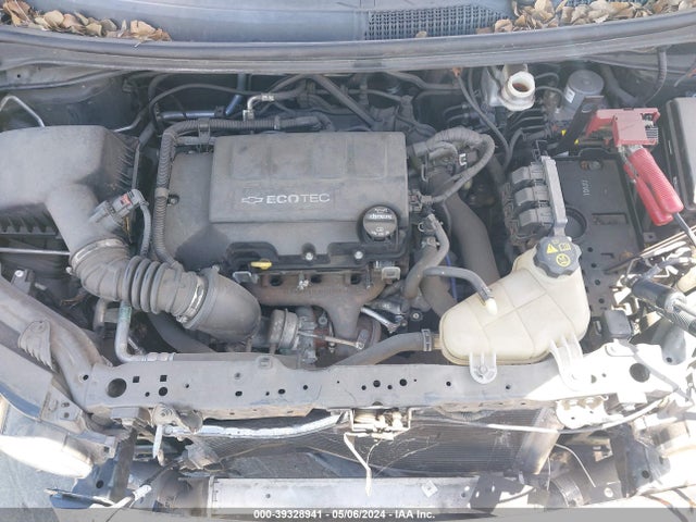 1G1JD6SB7F4132130 Chevrolet Sonic Lt Manual
