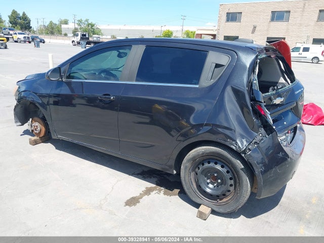 1G1JD6SB7F4132130 Chevrolet Sonic Lt Manual