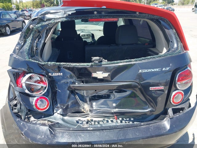 1G1JD6SB7F4132130 Chevrolet Sonic Lt Manual