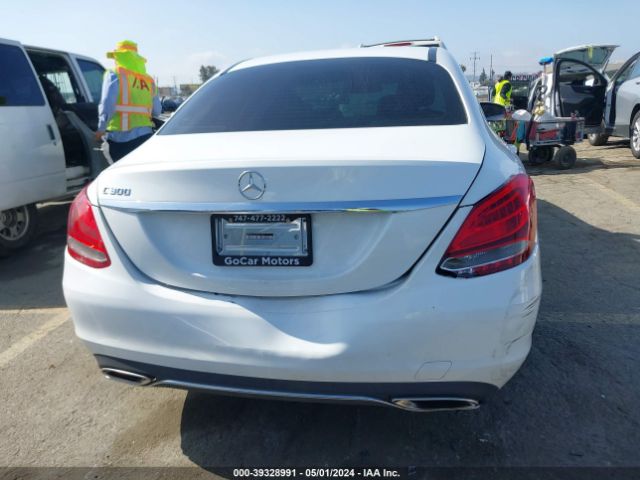 55SWF4JBXFU089035 Mercedes-Benz C 300 Luxury/sport
