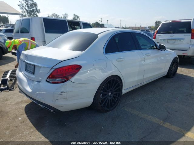55SWF4JBXFU089035 Mercedes-Benz C 300 Luxury/sport