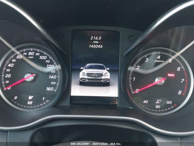 55SWF4JBXFU089035 Mercedes-Benz C 300 Luxury/sport