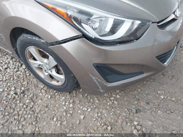 Hyundai ELANTRA SE 2015 5NPDH4AE8FH587765 Image 13