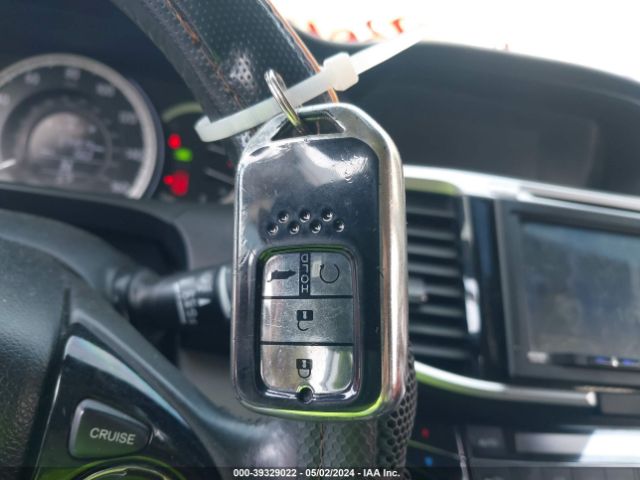 1HGCR3F80HA011735 Honda Accord Ex-l V6
