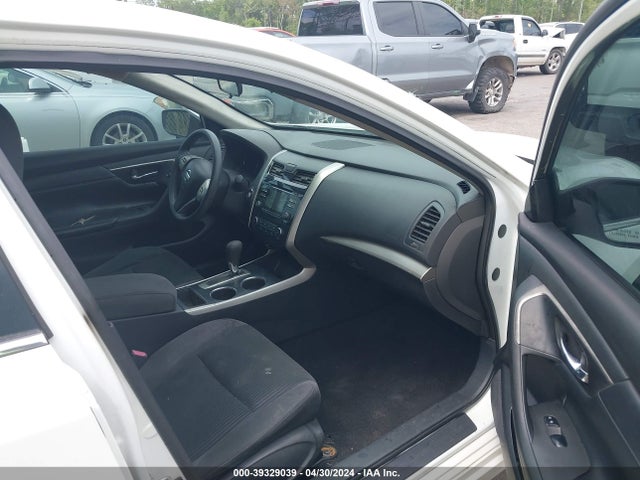 Nissan Altima 2.5 S 2015 1N4AL3AP4FC455715 Image 5