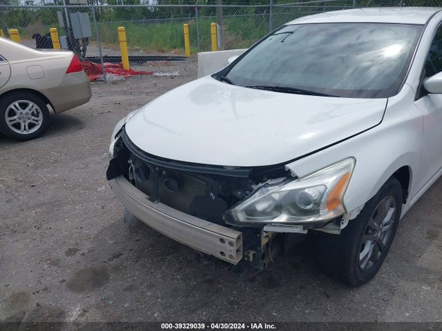 Nissan Altima 2.5 S 2015 1N4AL3AP4FC455715 Image 6