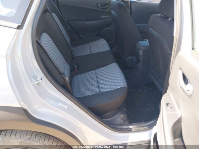 KM8K2CAB3PU058431 Hyundai Kona Se