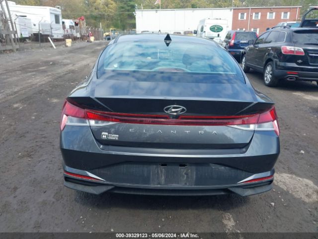 5NPLM4AG6MH038457 Hyundai ELANTRA SEL
