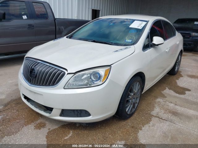 1G4PP5SKXF4213833 Buick Verano