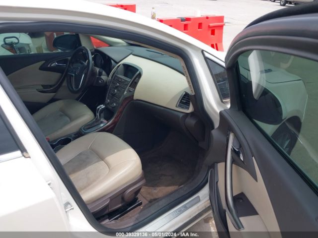 1G4PP5SKXF4213833 Buick Verano