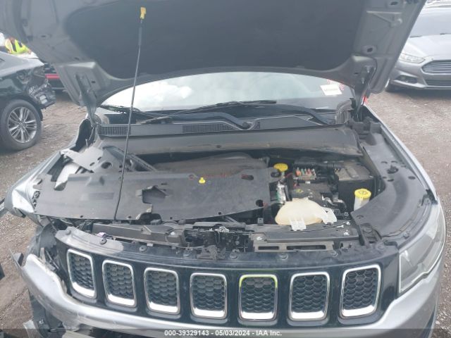 3C4NJCBB7HT624976 Jeep New Compass Latitude Fwd