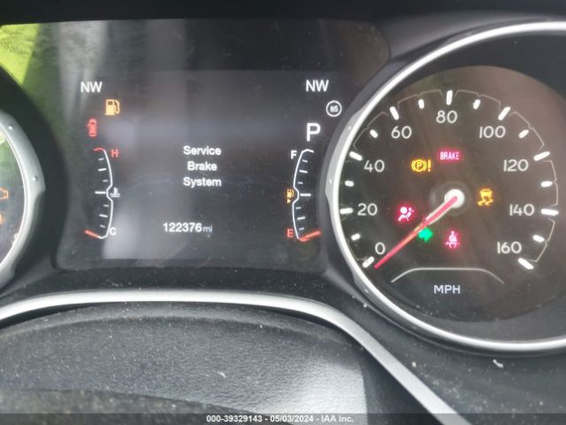 3C4NJCBB7HT624976 Jeep New Compass Latitude Fwd