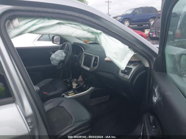 3C4NJCBB7HT624976 Jeep New Compass Latitude Fwd