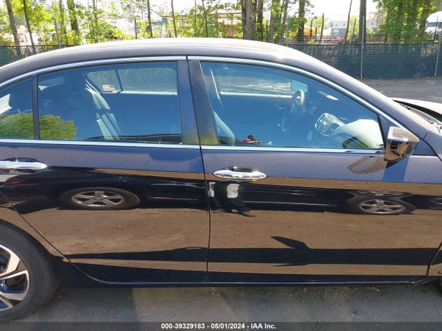 Honda ACCORD LX 2017 1HGCR2F37HA122622 Image 13