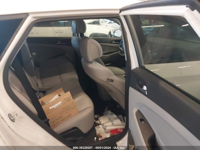 Hyundai TUCSON SE 2017 KM8J3CA40HU313662 Image 8