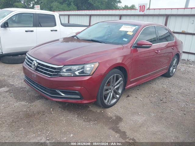 1VWAT7A3XGC042050 Volkswagen Passat 1.8t R-line