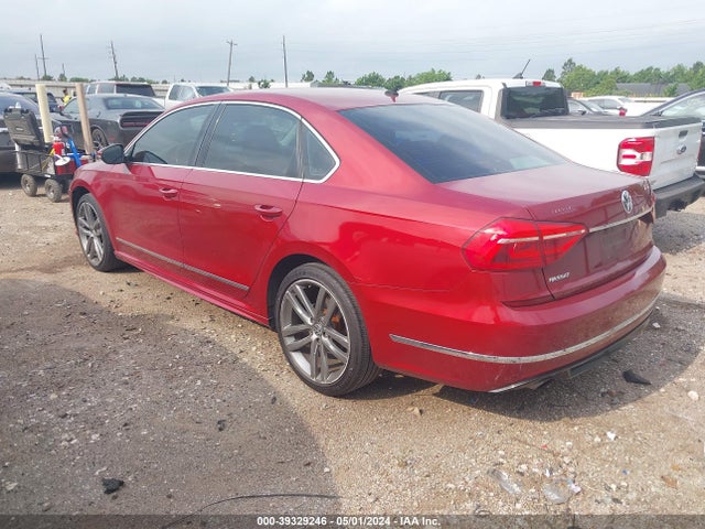 1VWAT7A3XGC042050 Volkswagen Passat 1.8t R-line