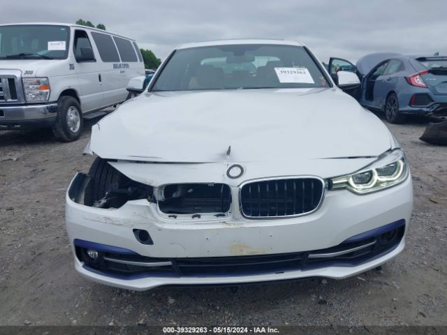 WBA8B9C58JAE22179 BMW 330I