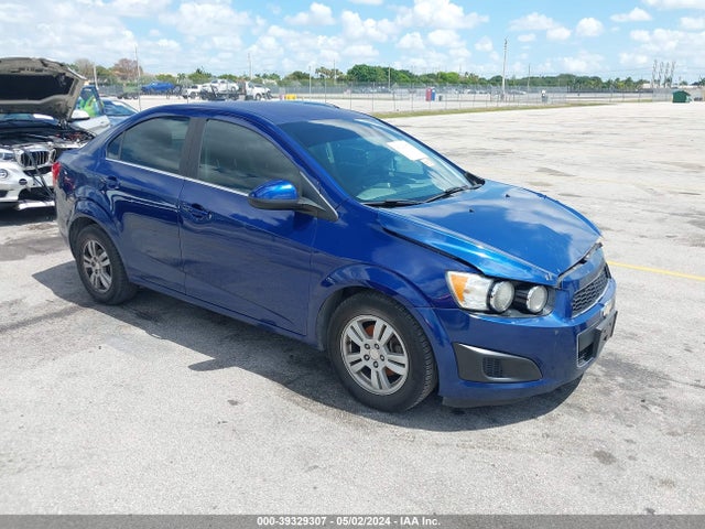 Chevrolet Sonic Lt Manual 2014 1G1JD5SH2E4195813 Image 1