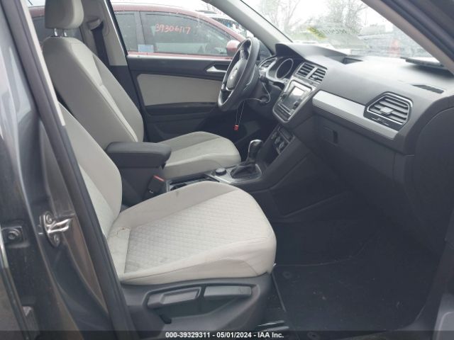 3VV0B7AX7KM016728 Volkswagen Tiguan 2.0t S