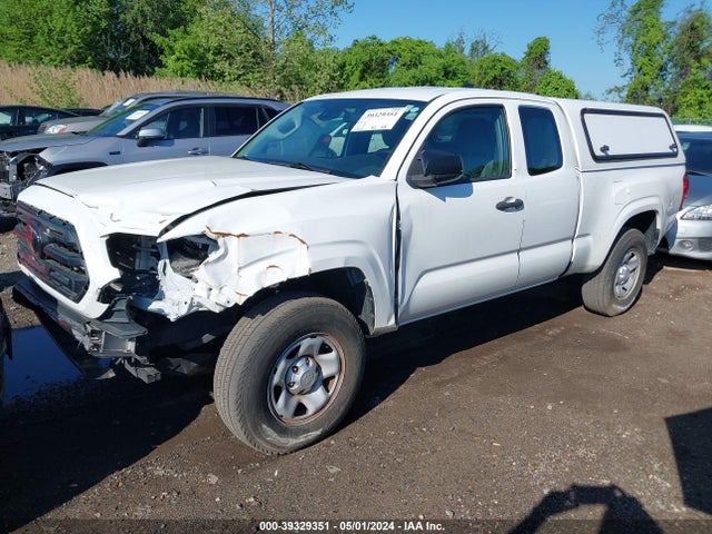 Toyota Tacoma Sr 2018 5TFRX5GN4JX118594 Image 2