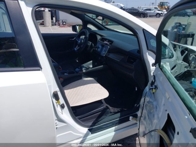 1N4AZ1CP6JC310054 Nissan LEAF SV