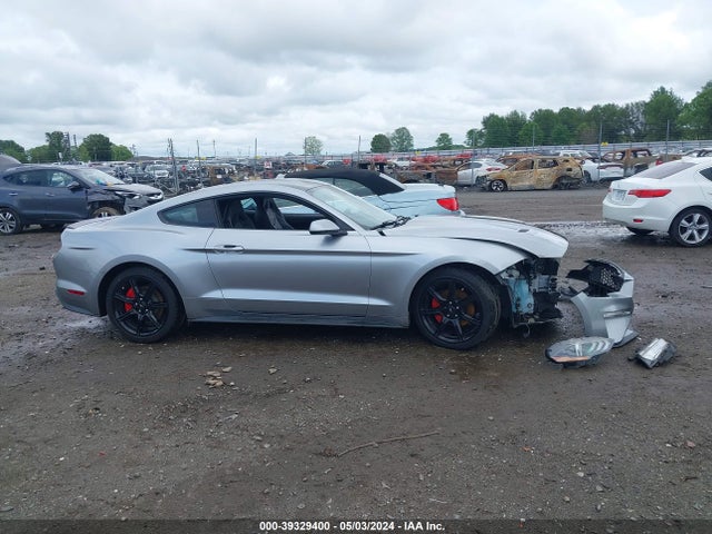 Ford Mustang Ecoboost Premium Fastback 2020 1FA6P8TH6L5174903 Image 13