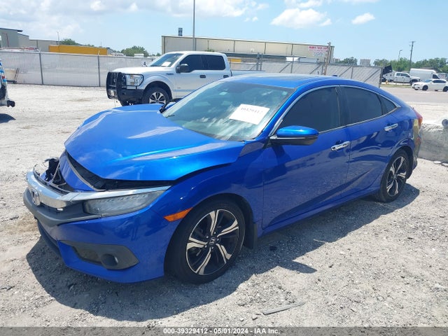 Honda Civic Touring 2017 19XFC1F91HE029152 Image 2