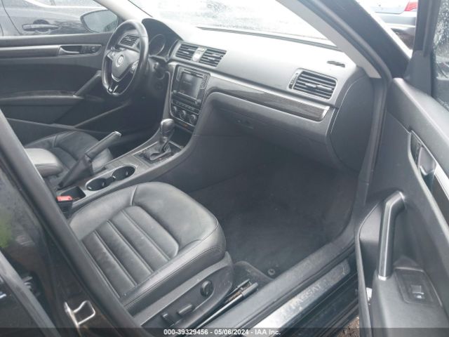 1VWCT7A30HC056808 Volkswagen Passat 1.8t Sel Premium