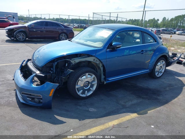 3VWJD7AT3KM717287 Volkswagen Beetle 2.0t Se