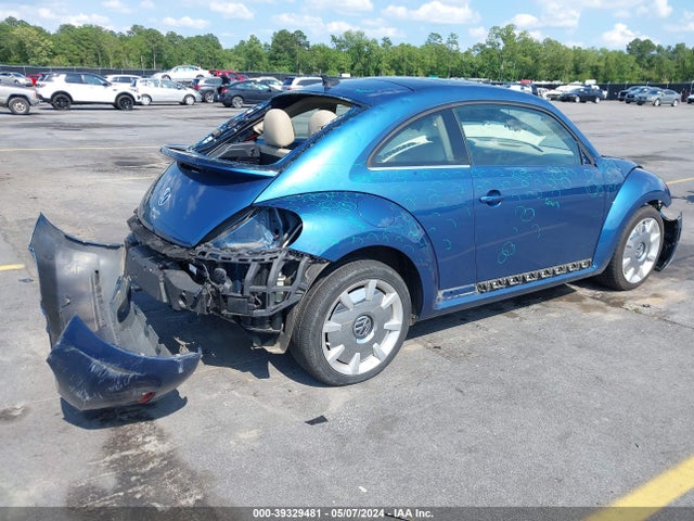 3VWJD7AT3KM717287 Volkswagen Beetle 2.0t Se