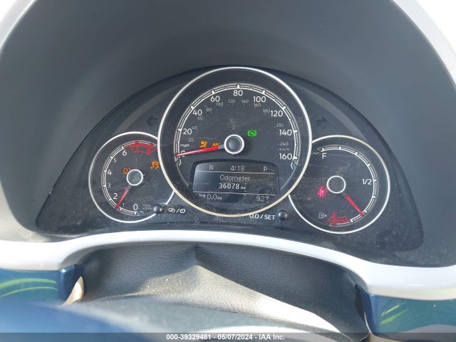 3VWJD7AT3KM717287 Volkswagen Beetle 2.0t Se