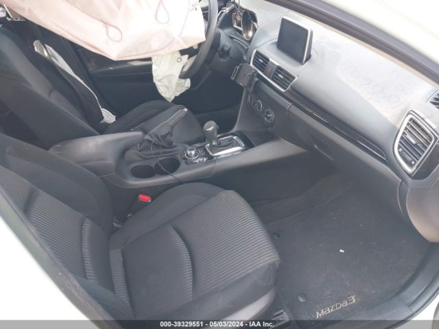 JM1BM1U76G1327906 Mazda Mazda3 I Sport