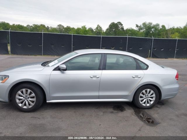 1VWAT7A37EC102993 Volkswagen Passat 1.8t Wolfsburg Edition