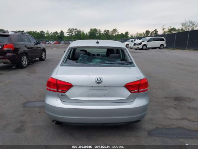 1VWAT7A37EC102993 Volkswagen Passat 1.8t Wolfsburg Edition