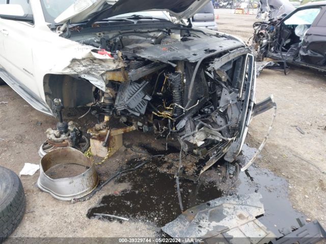 1GKS2HKC8FR177817 GMC Yukon Xl 1500 Slt