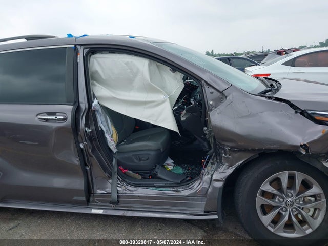 Toyota SIENNA XLE 2021 5TDYRKEC4MS067095 Image 6