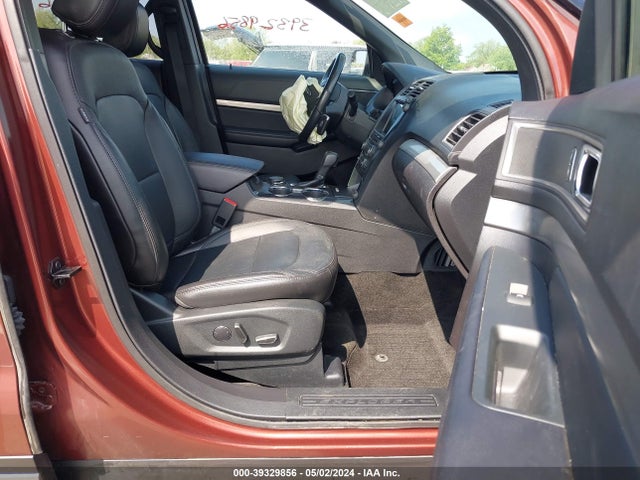 Ford EXPLORER XLT 2018 1FM5K8D8XJGB57618 Image 5