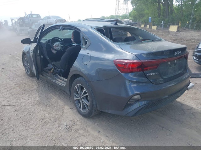 KIA Forte Lxs 2023 3KPF24AD7PE622996 Image 3